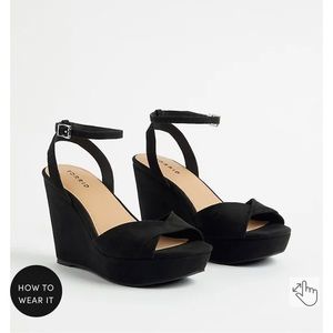 Torrid New BLK Wedges